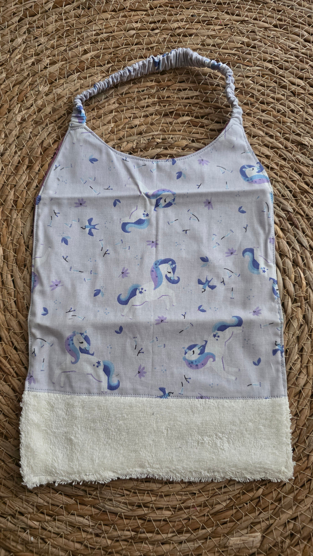 Serviette maternelle licorne