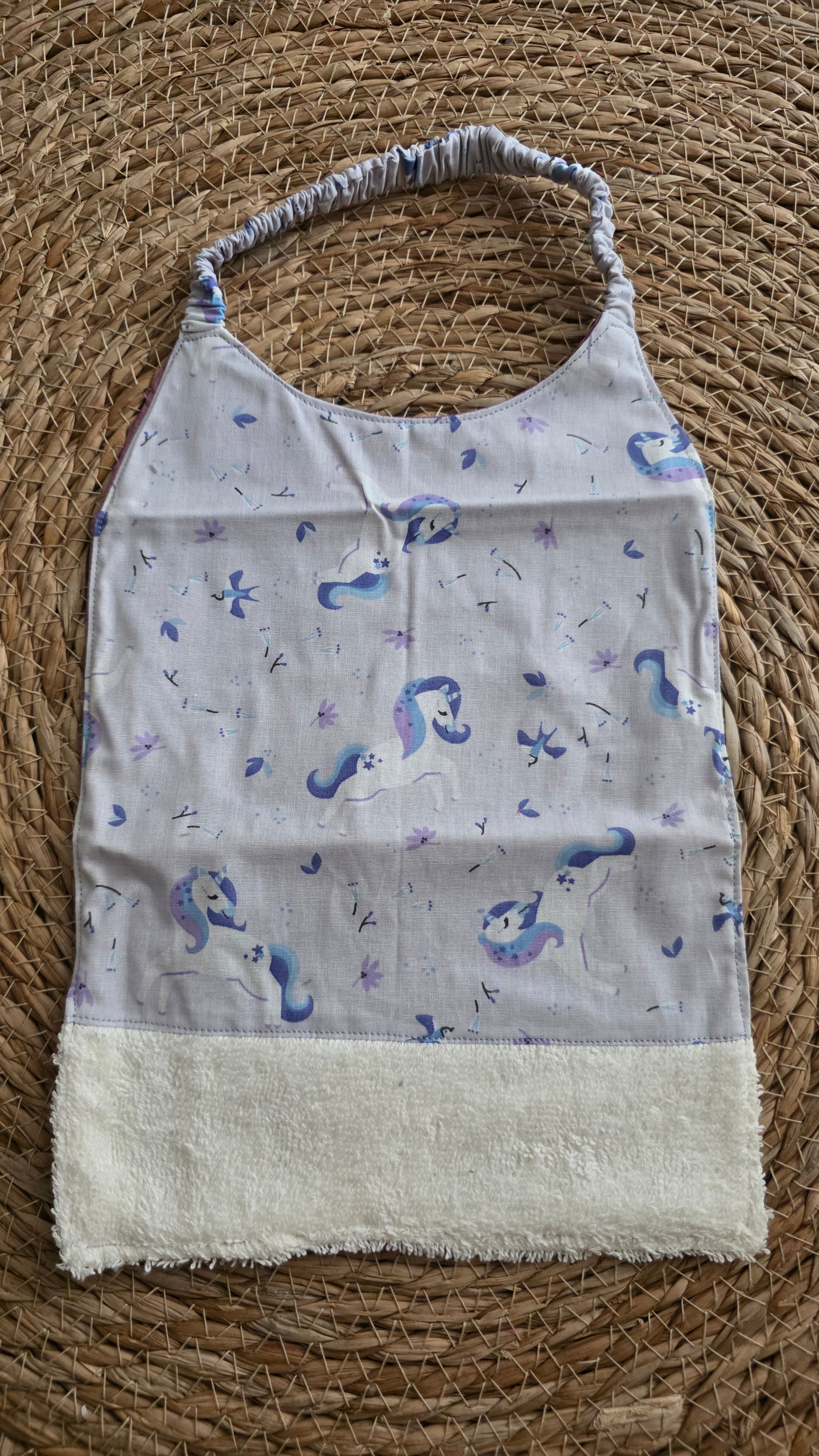 Serviette maternelle licorne